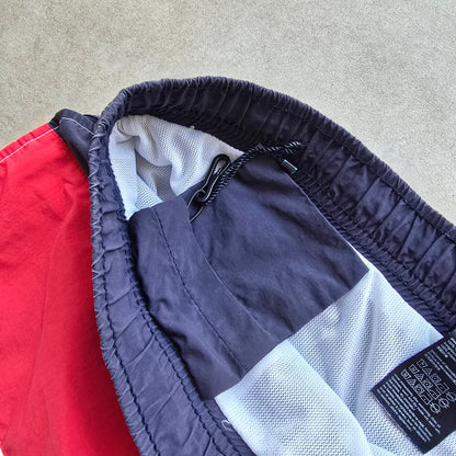 Tommy Hilfiger Shorts - L