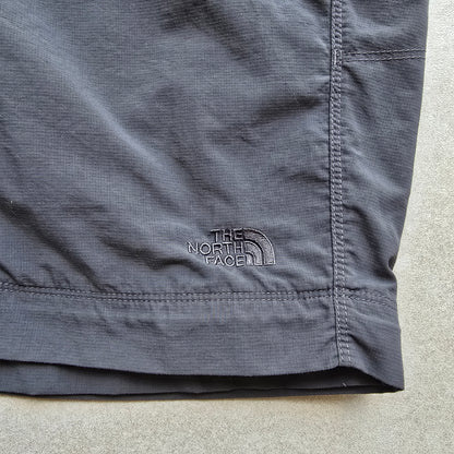 The North Face Shorts - M/L