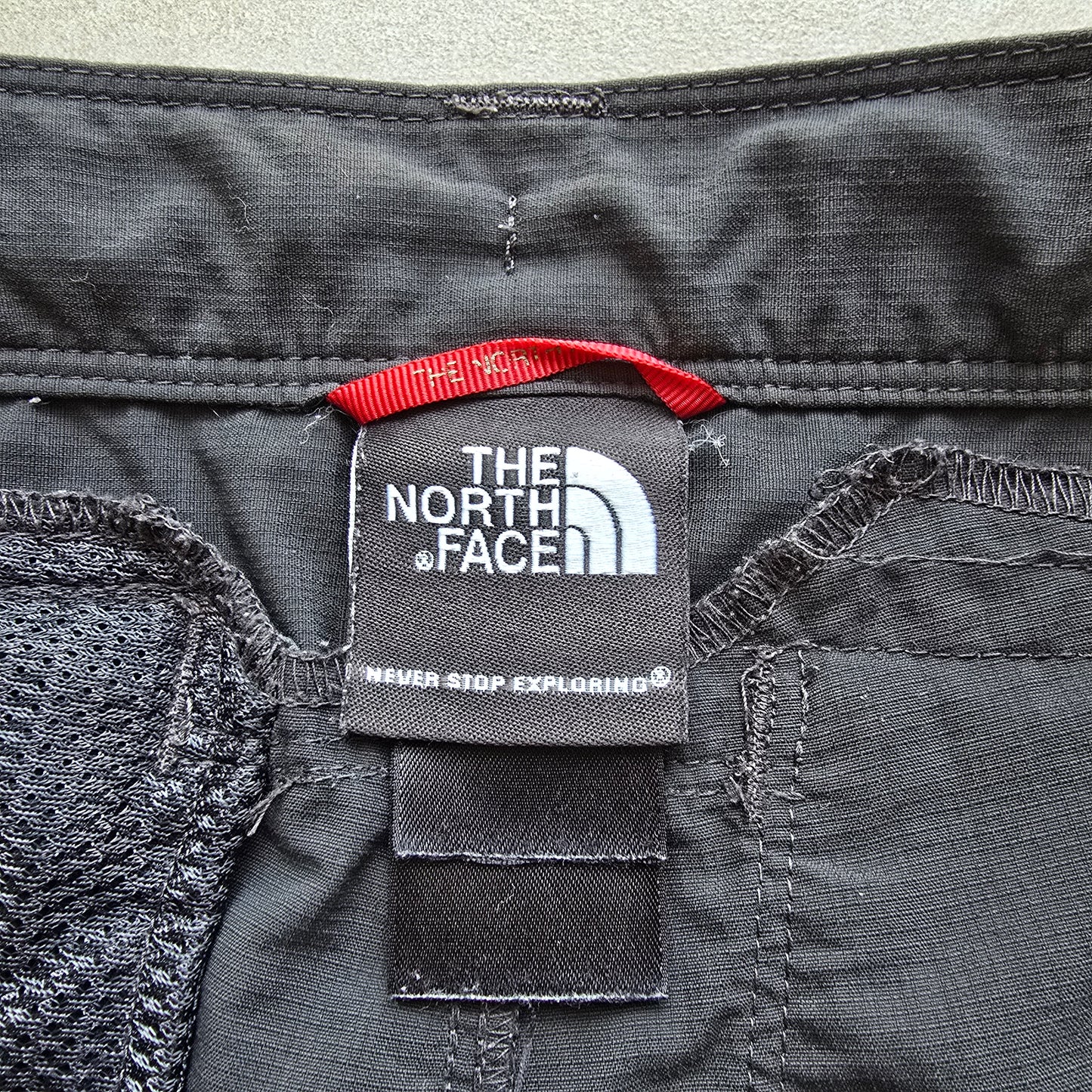 The North Face Shorts - M/L
