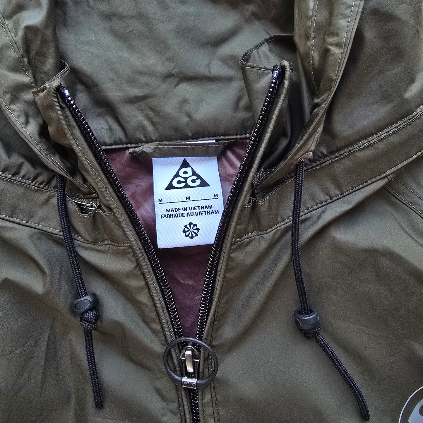 Nike ACG Oregon Series Micro Shell Jacket - M