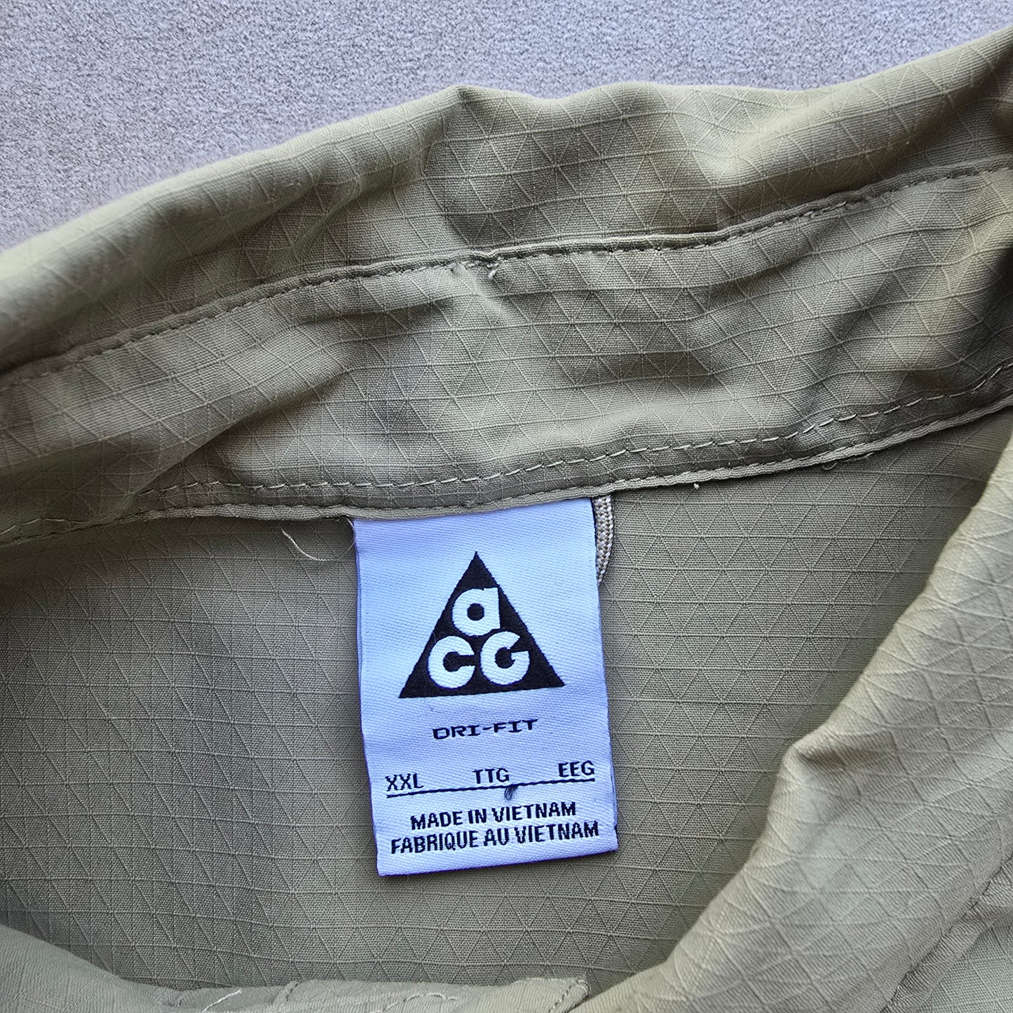 Nike ACG Devastation Trail Button Up Shirt - XXL