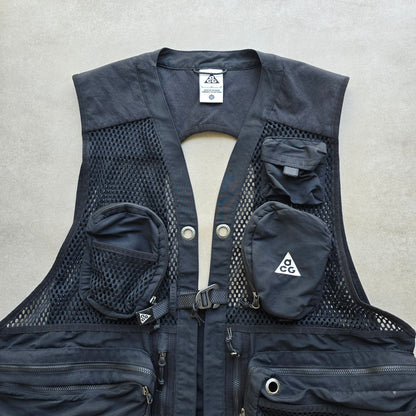 Nike ACG Buttles Vest - L