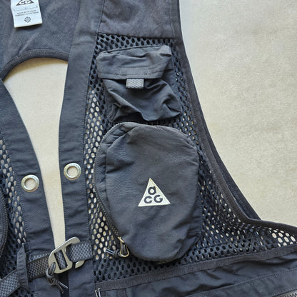 Nike ACG Buttles Vest - L