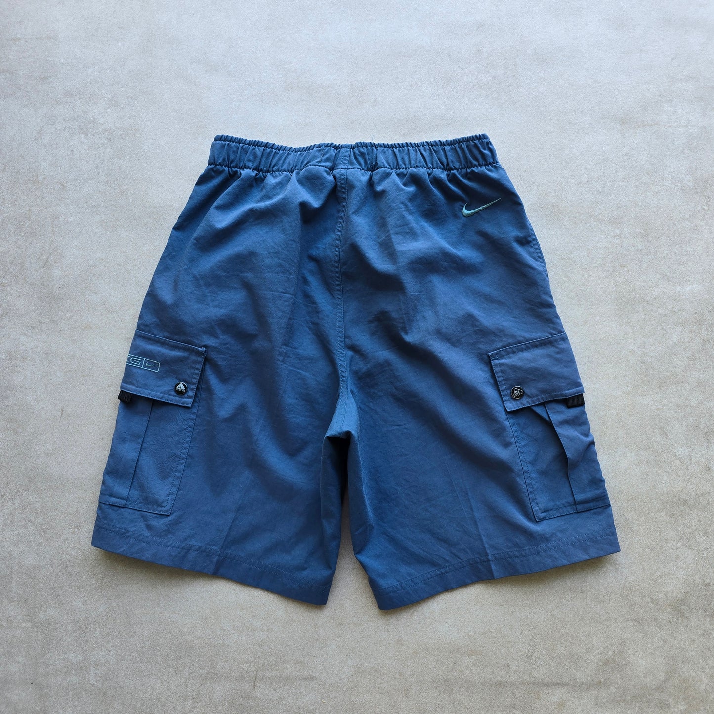 Vintage Nike ACG Cargo Shorts - M