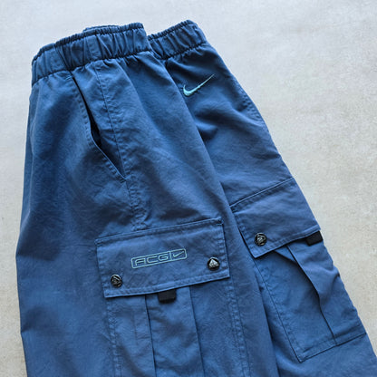 Vintage Nike ACG Cargo Shorts - M