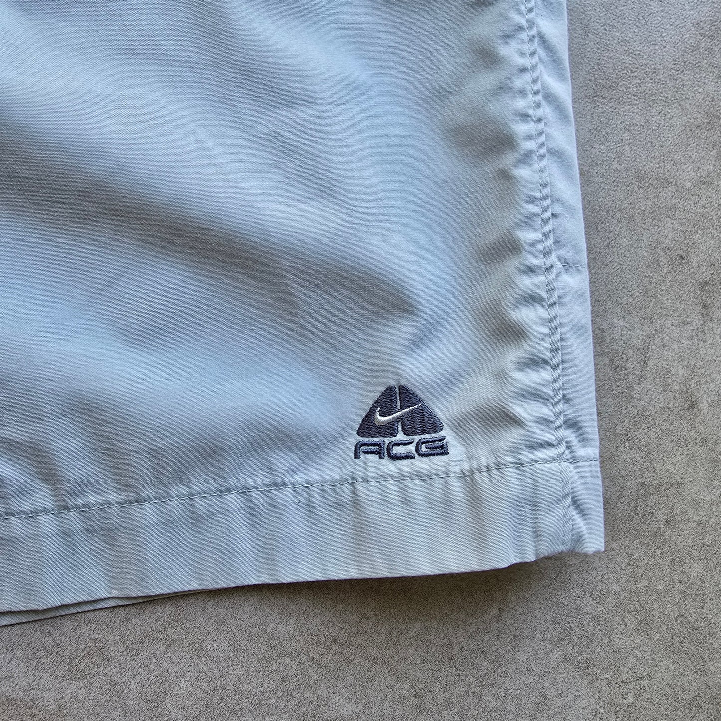 Vintage Nike ACG Shorts - L