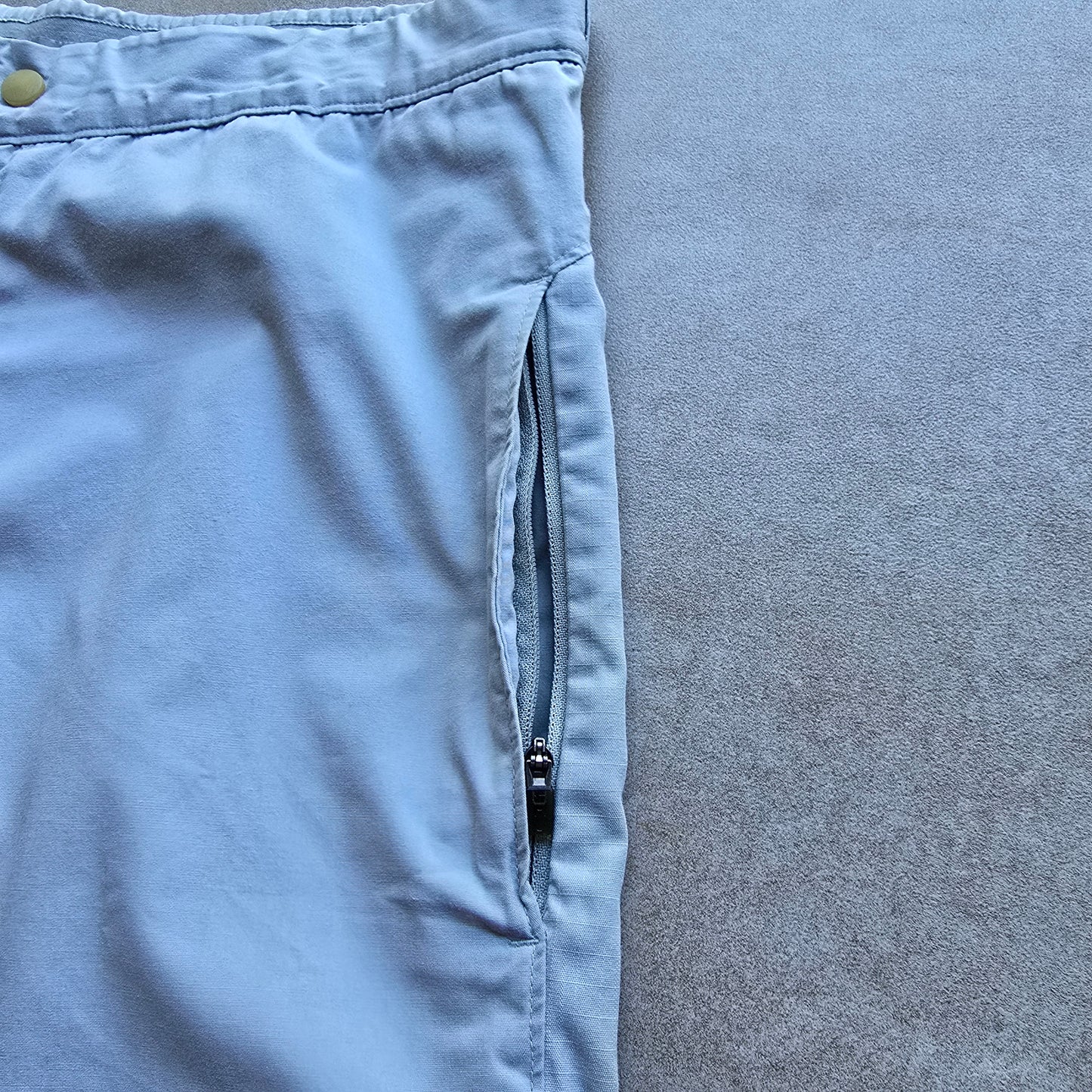 Vintage Nike ACG Shorts - L