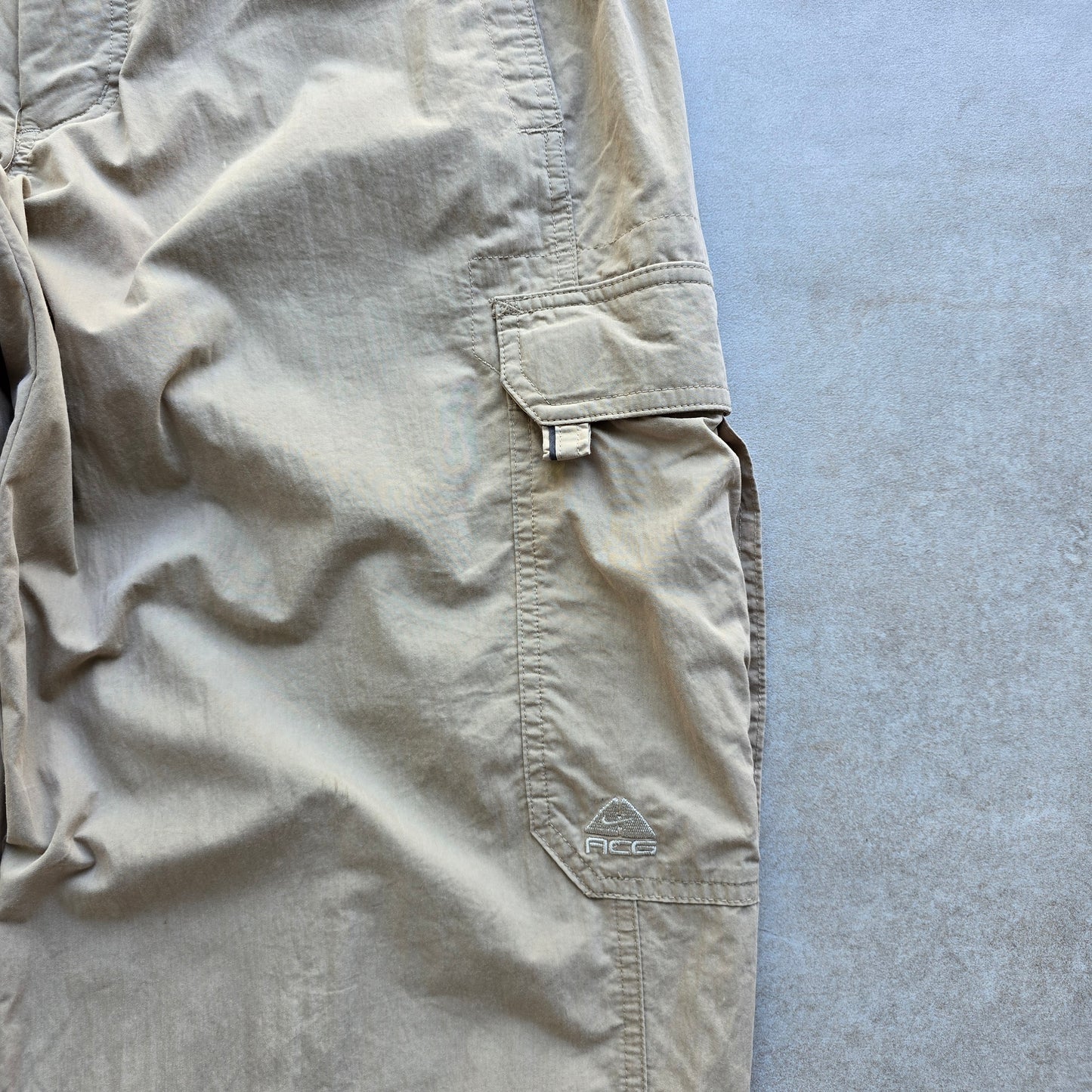 Vintage Nike ACG Cargo Pants - 34