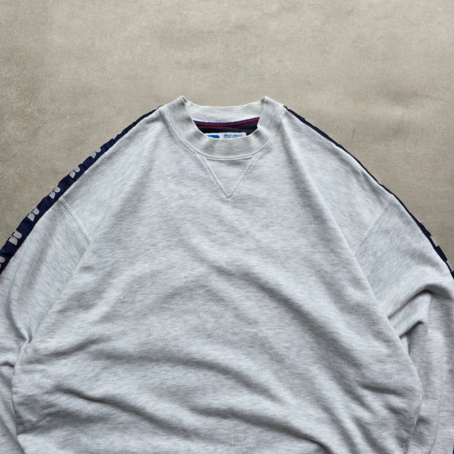 Vintage Russell Athletic Sweatshirt - M/L