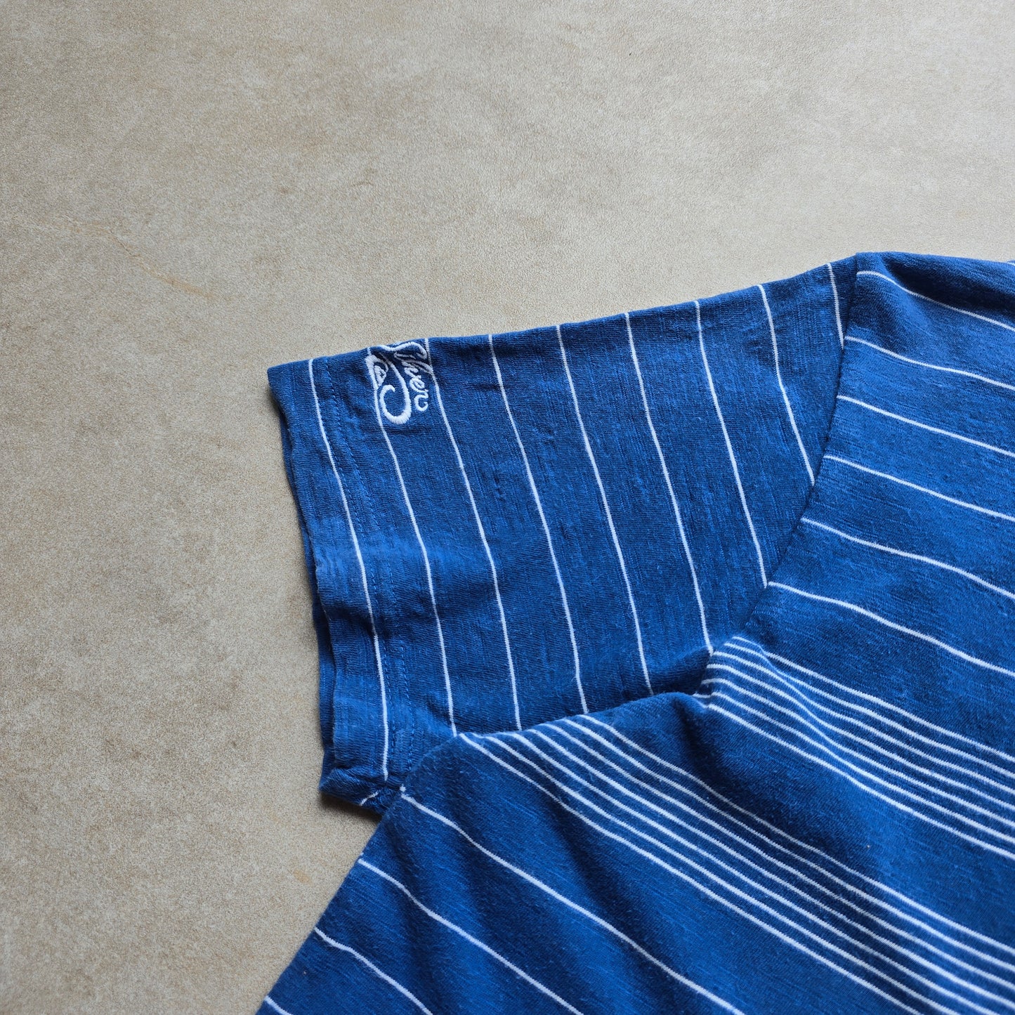 Vintage Y2K Quiksilver Polo Shirt - M