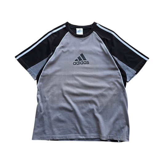 Vintage Adidas Tee - M/L