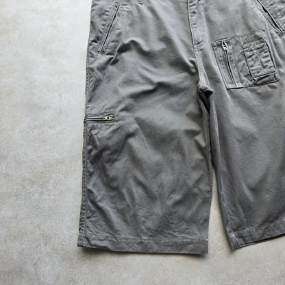Vintage Buss Cargo Shorts - 32
