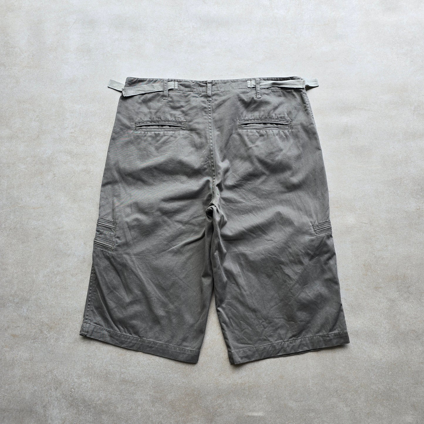 Vintage Buss Cargo Shorts - 32