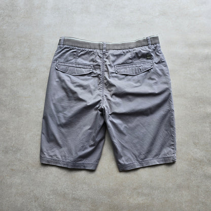 Hugo Boss Shorts - 32