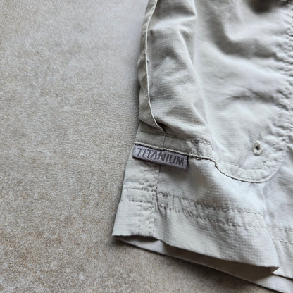 Vintage Columbia Titanium Cargo Shorts - M