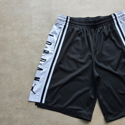 Jordan Basketball Shorts - XL
