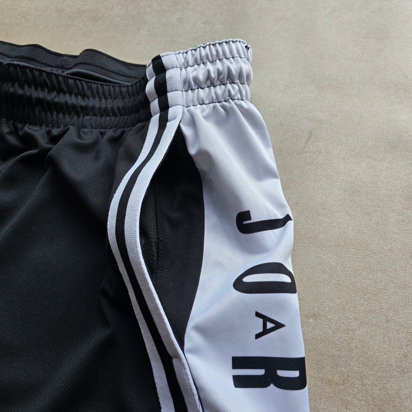 Jordan Basketball Shorts - XL