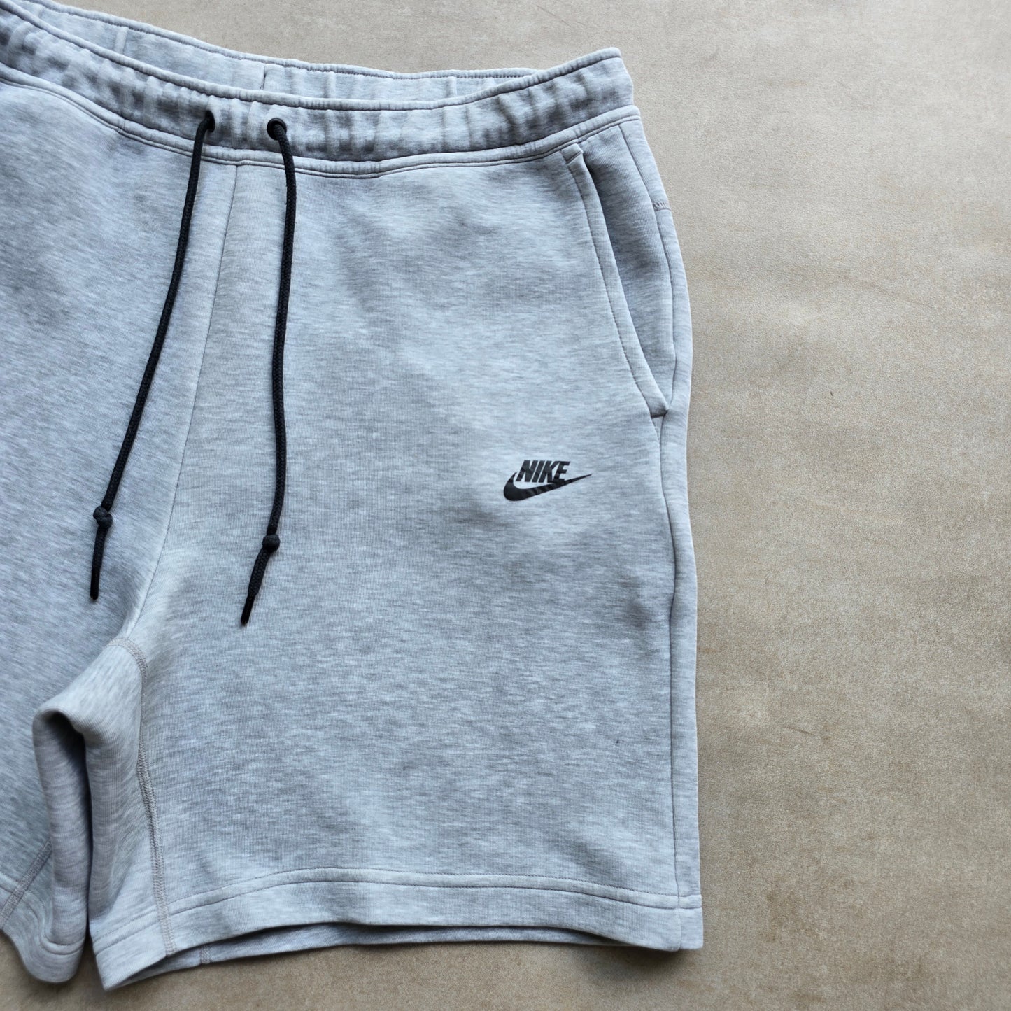Nike Tech Fleece Shorts - XL