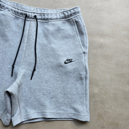 Nike Tech Fleece Shorts - XL