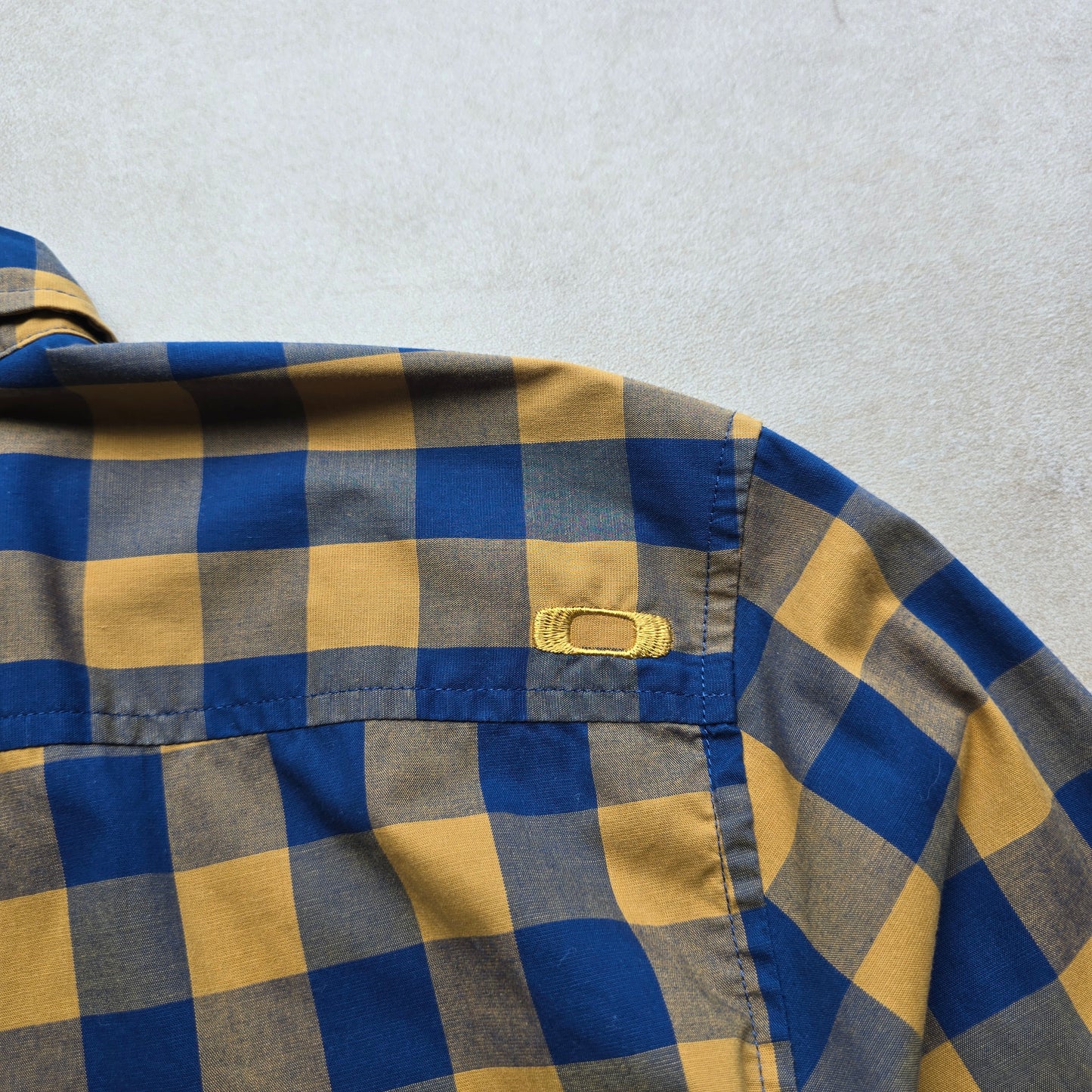 Oakley Check Long Sleeve Button Up Shirt - M