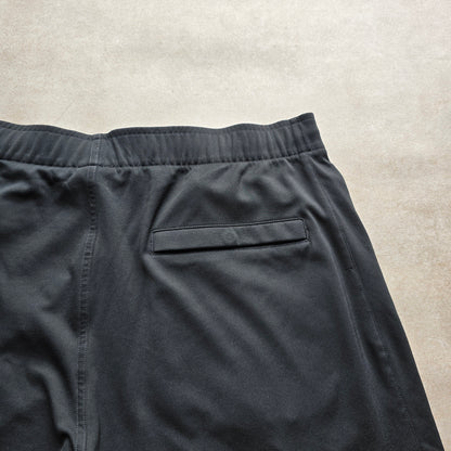 Vintage Nike Embroidered Logo Shorts - L