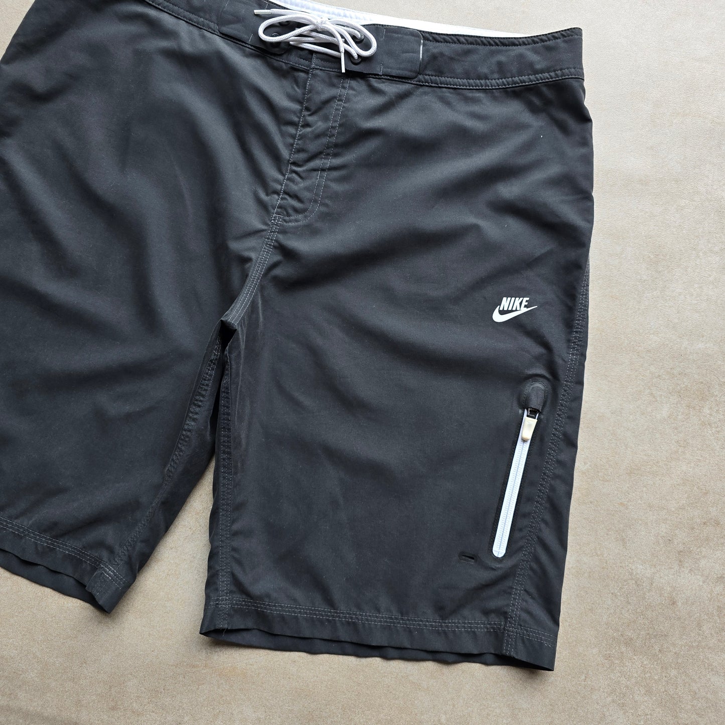 Vintage Nike Board Shorts - 36