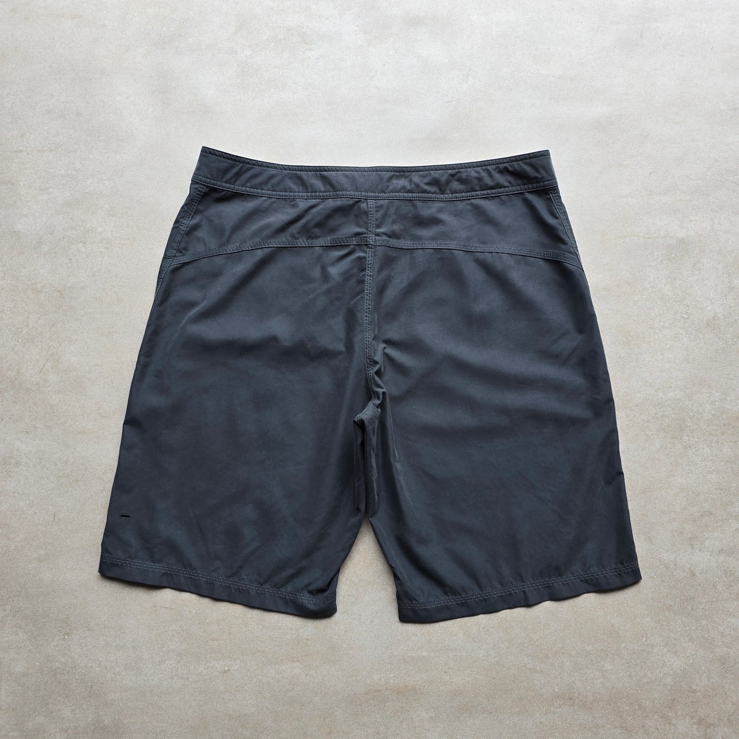 Vintage Nike Board Shorts - 36