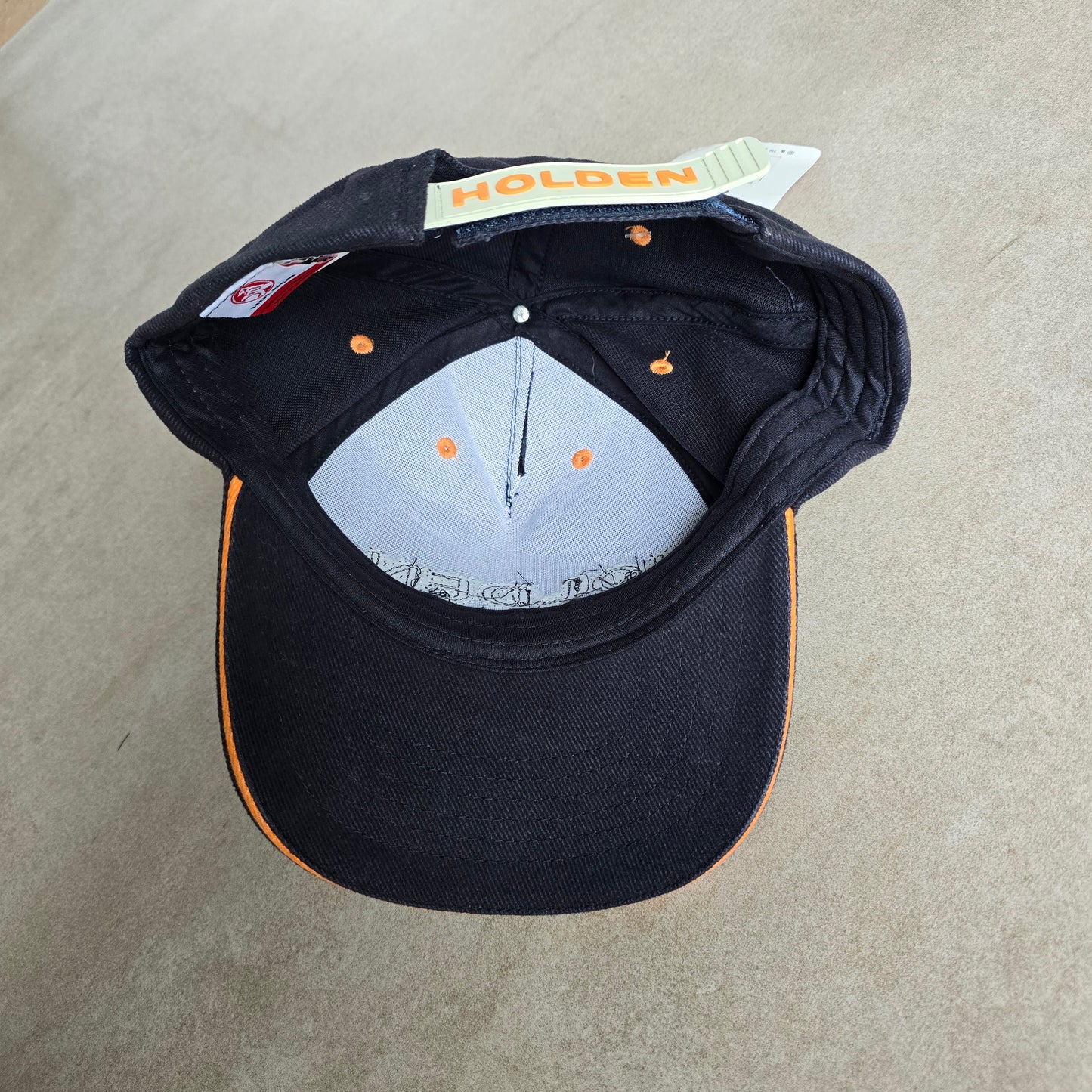 Vintage Y2K Holden Hat