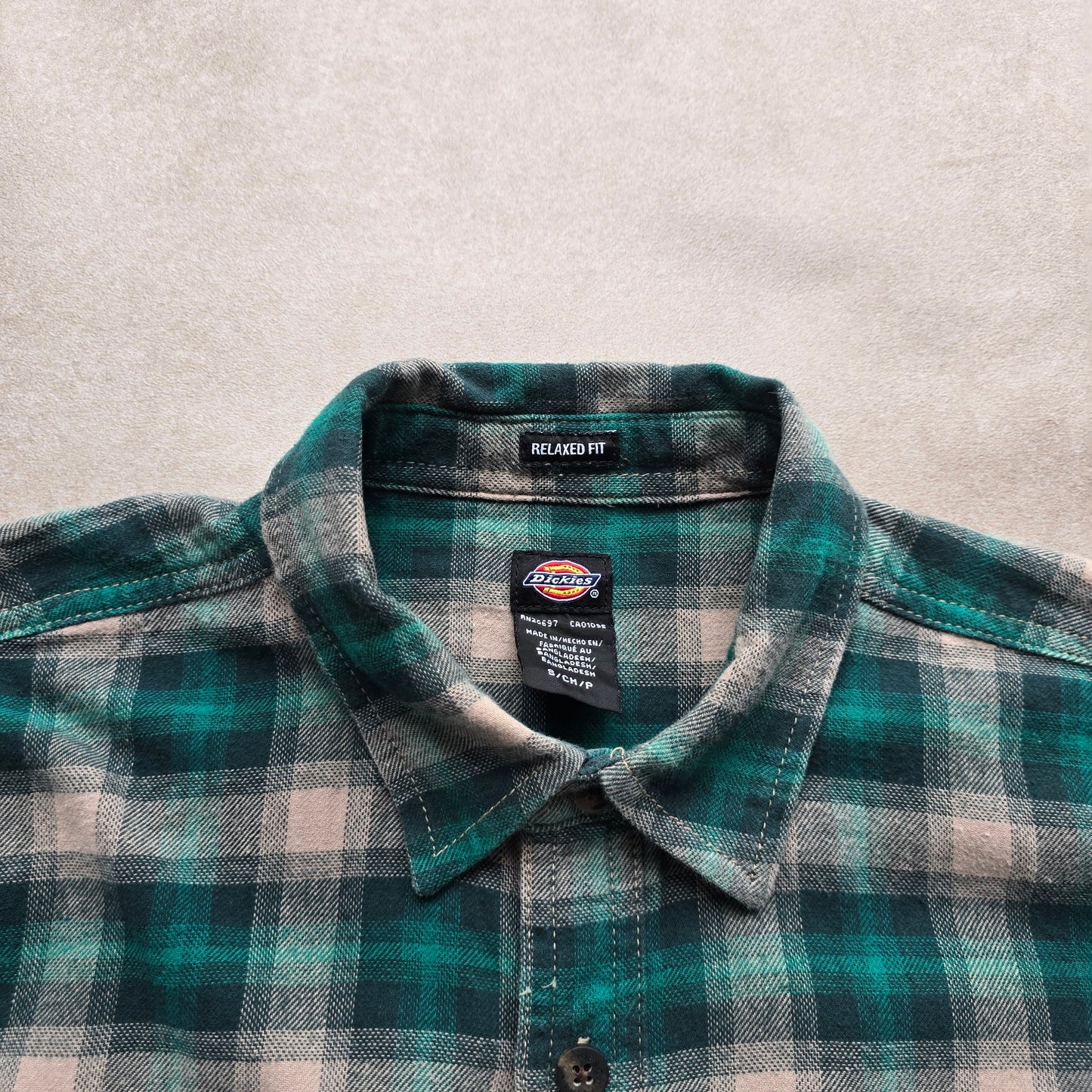 Dickies Plaid Flannel Long Sleeve Button Up Shirt - S