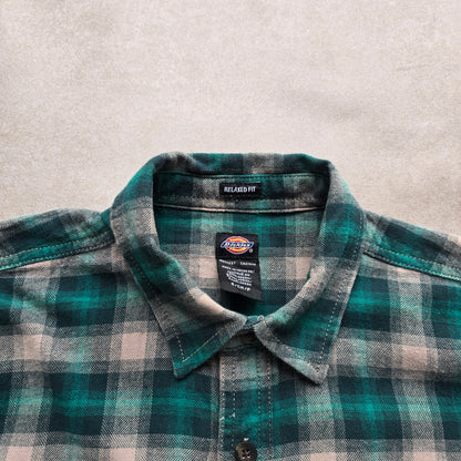 Dickies Plaid Flannel Long Sleeve Button Up Shirt - S