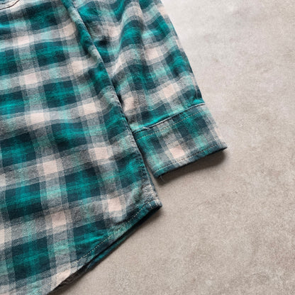 Dickies Plaid Flannel Long Sleeve Button Up Shirt - S