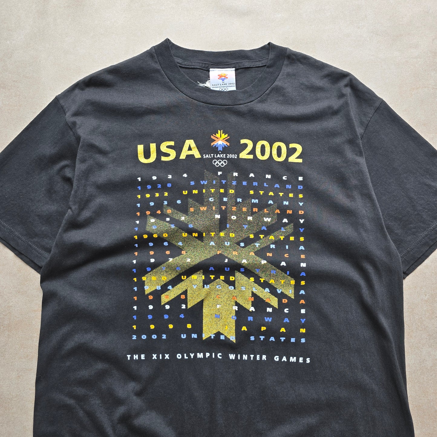 Vintage 2002 Salt Lake USA Winter Olympics Tee - M