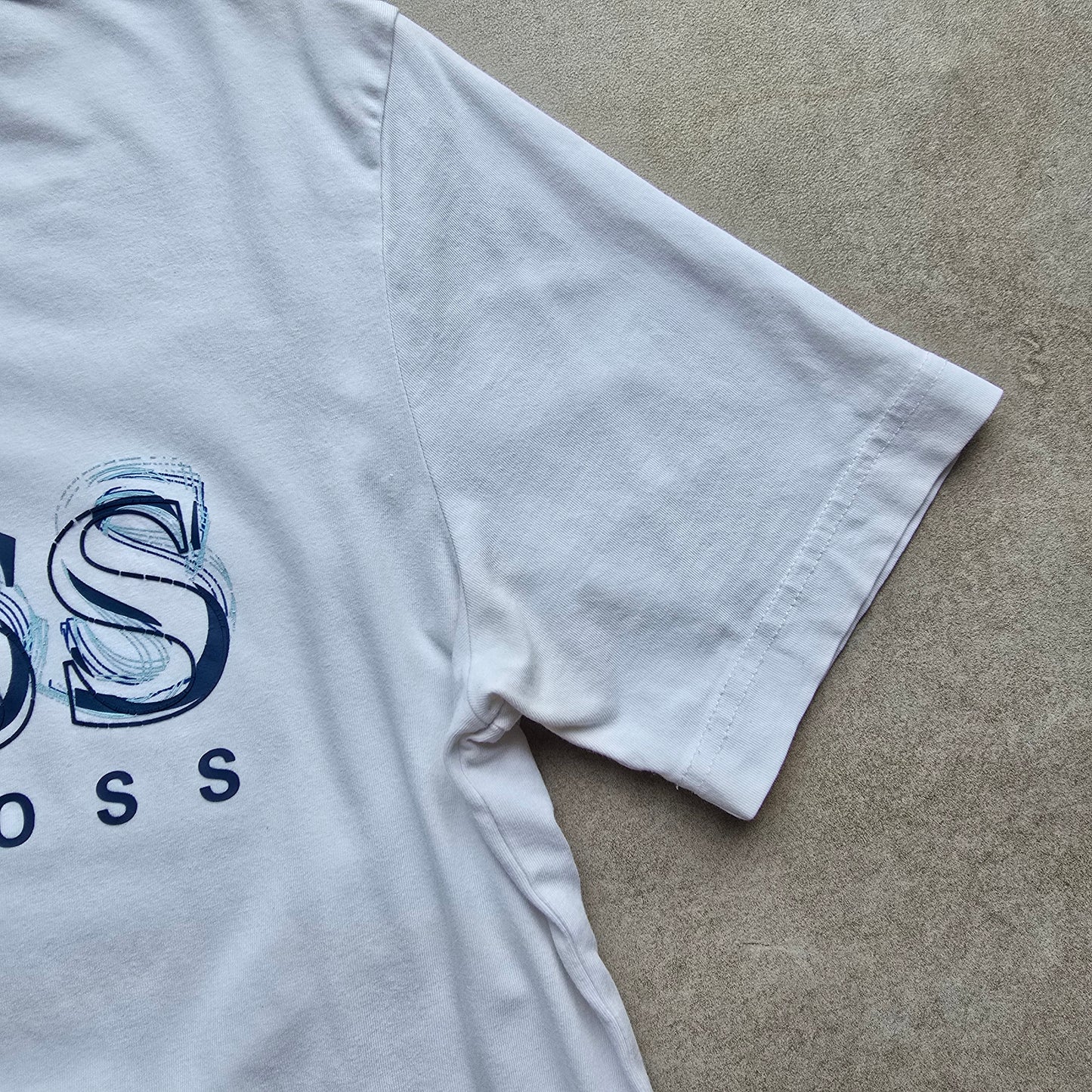 Hugo Boss Tee - S
