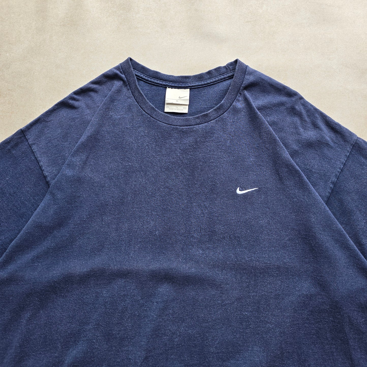 Vintage Nike Embroidered Mini Swoosh Tee - XL