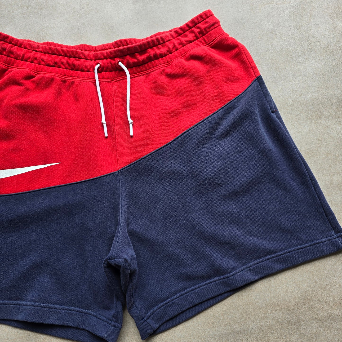 Nike Sweat Shorts - XL