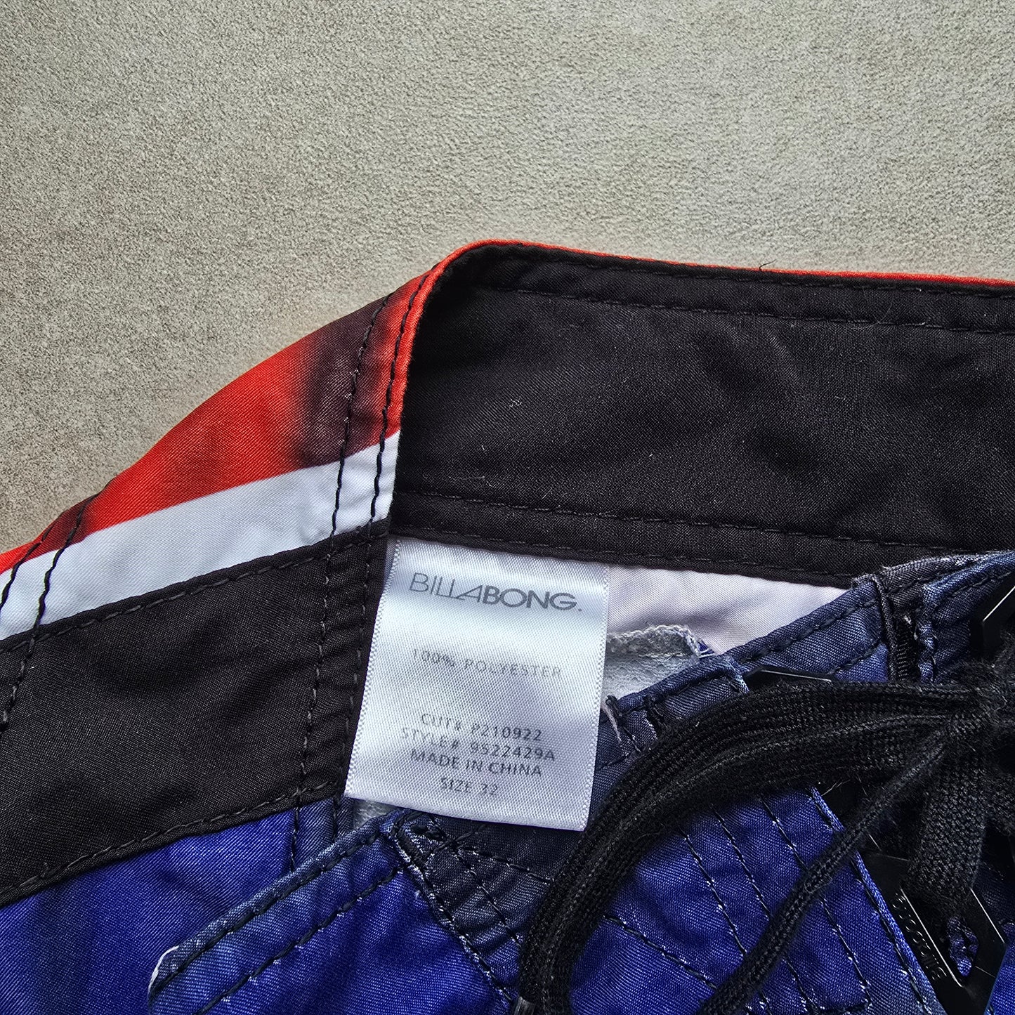 Billabong Board Shorts - 32