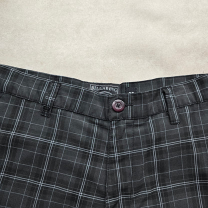 Billabong Plaid Shorts - 32
