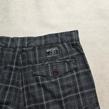Billabong Plaid Shorts - 32