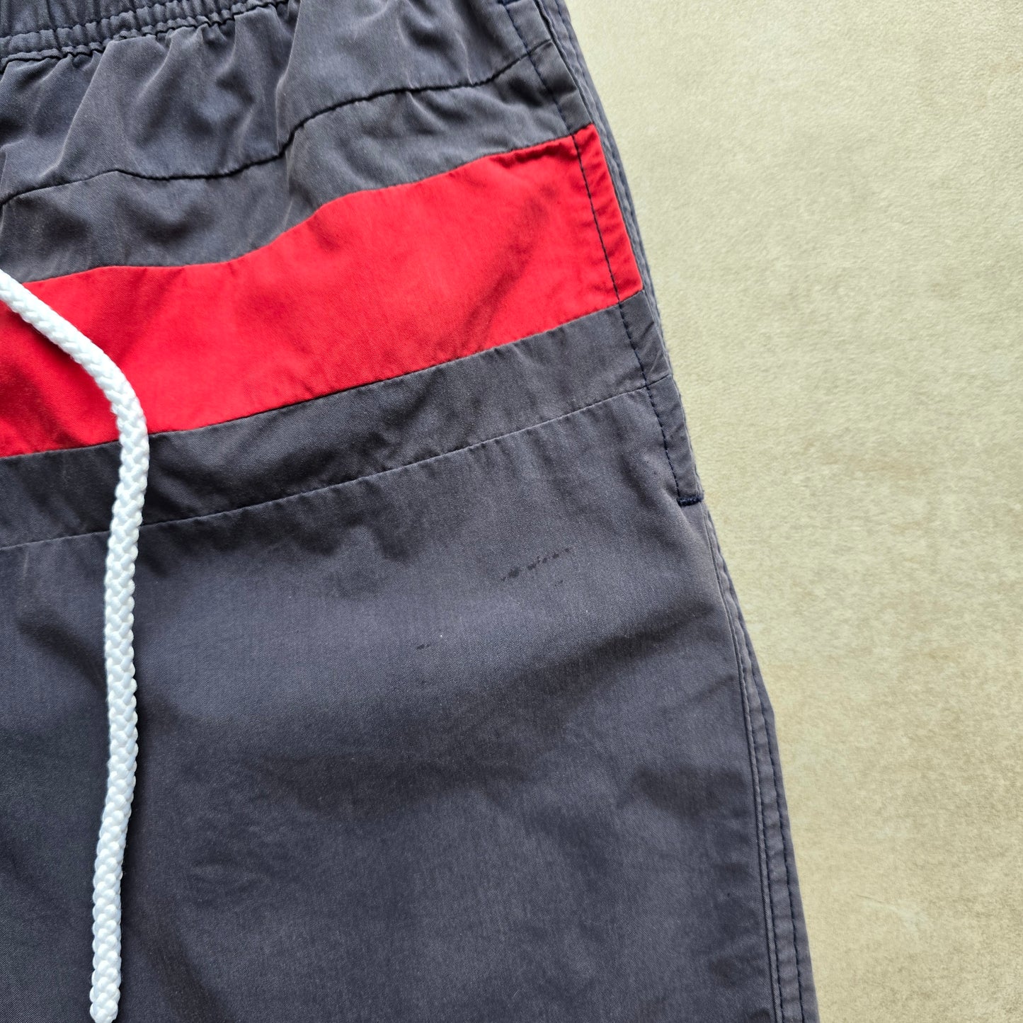 Vintage Tommy Hilfiger Board Shorts - S
