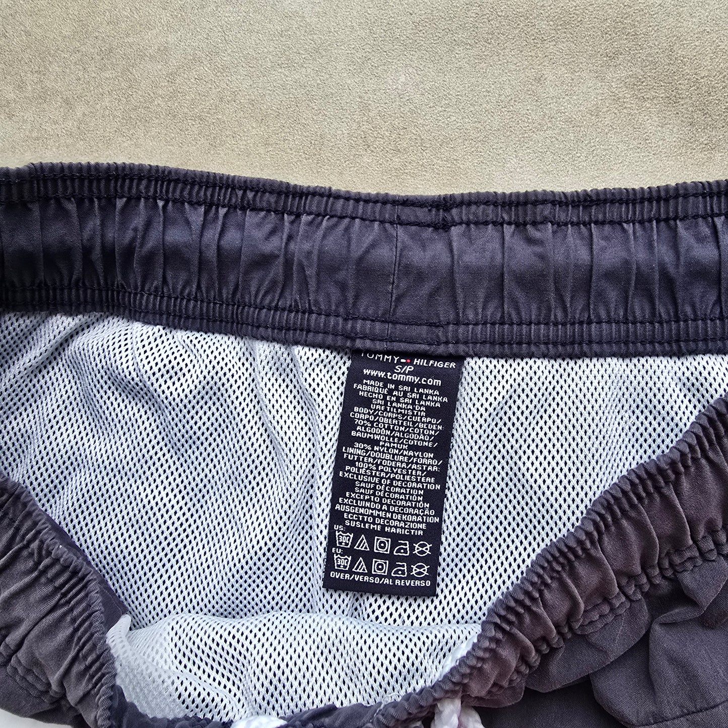 Vintage Tommy Hilfiger Board Shorts - S