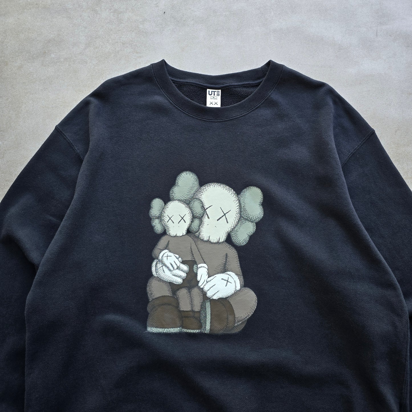 Kaws x Uniqlo Sweatshirt - XL