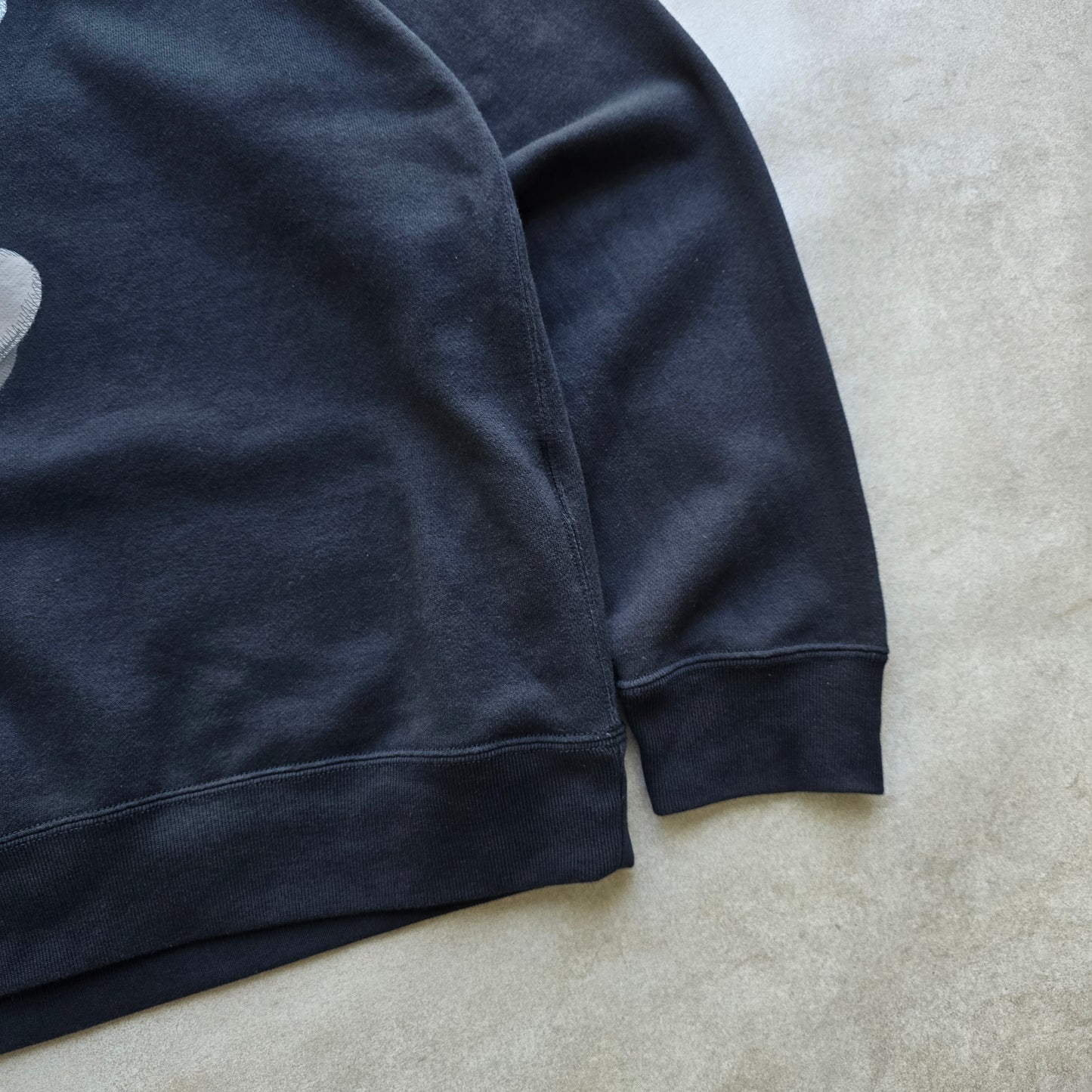 Kaws x Uniqlo Sweatshirt - XL