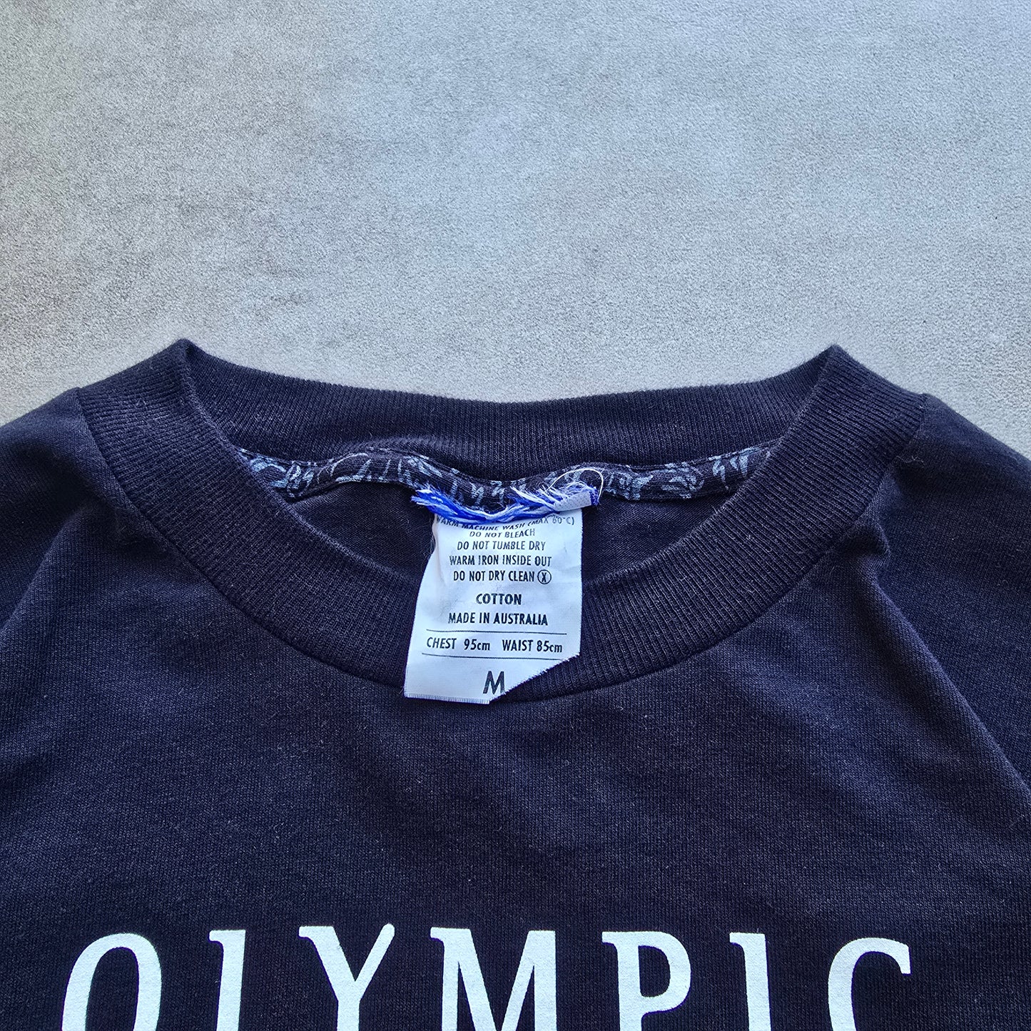 Vintage Sydney 2000 Olympics Long Sleeve Tee - M