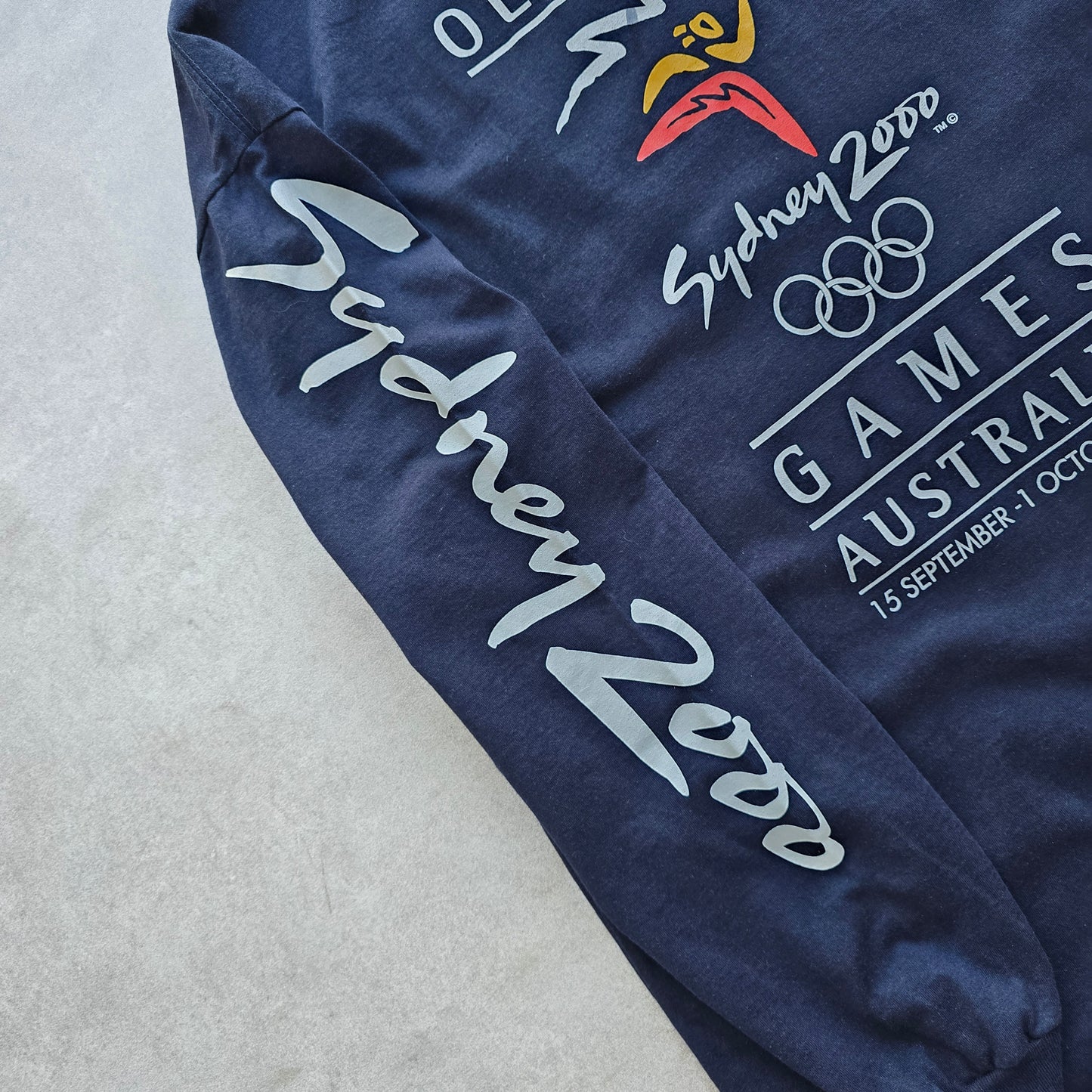Vintage Sydney 2000 Olympics Long Sleeve Tee - M