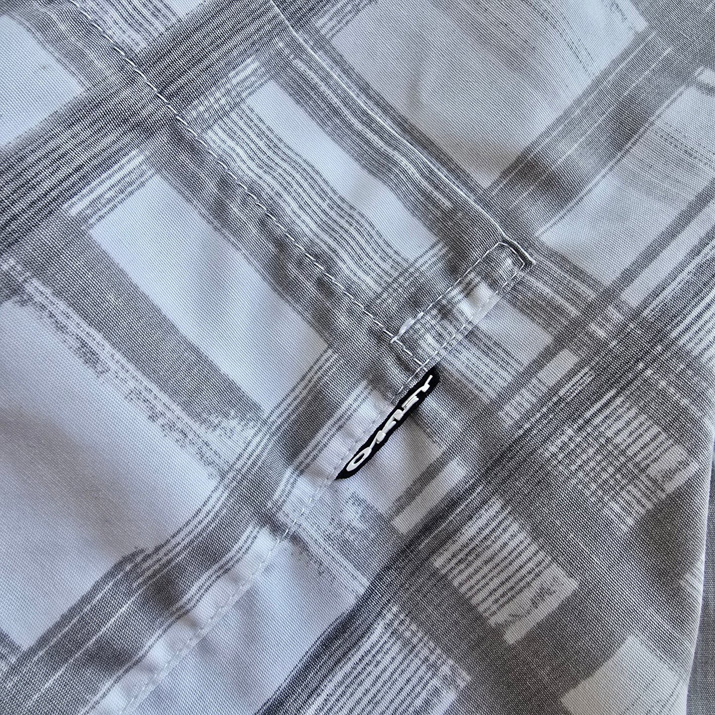 Oakley Short Sleeve Button Up Shirt - L