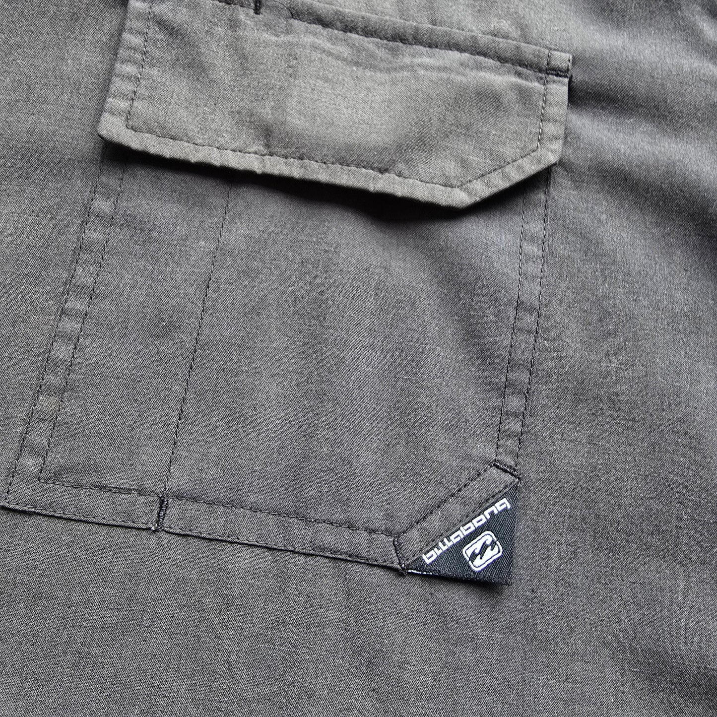 Vintage Y2K Billabong Short Sleeve Button Up Shirt - XL