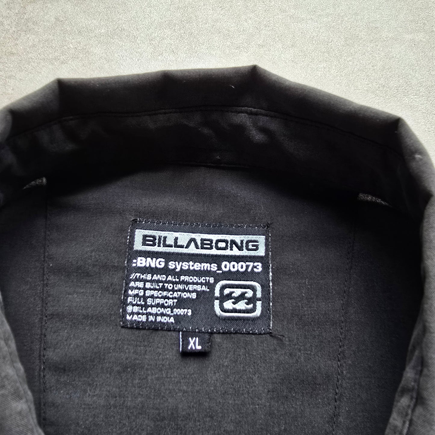 Vintage Y2K Billabong Short Sleeve Button Up Shirt - XL