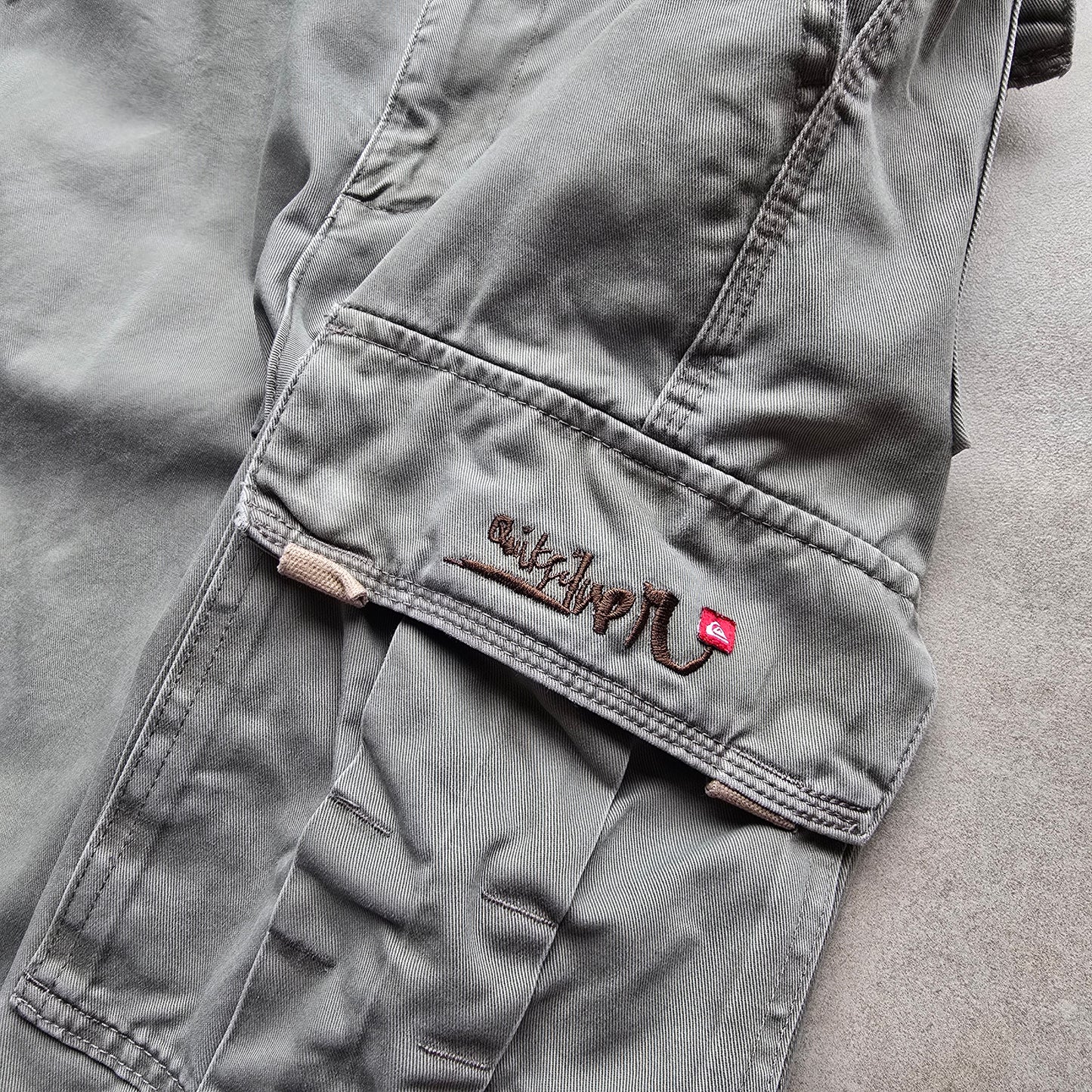 Vintage Quiksilver Cargo Shorts - 36