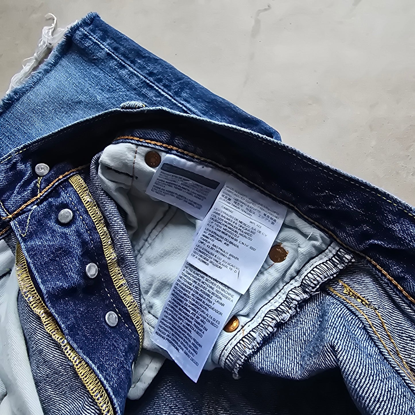 Levi's 501 Jorts - 34