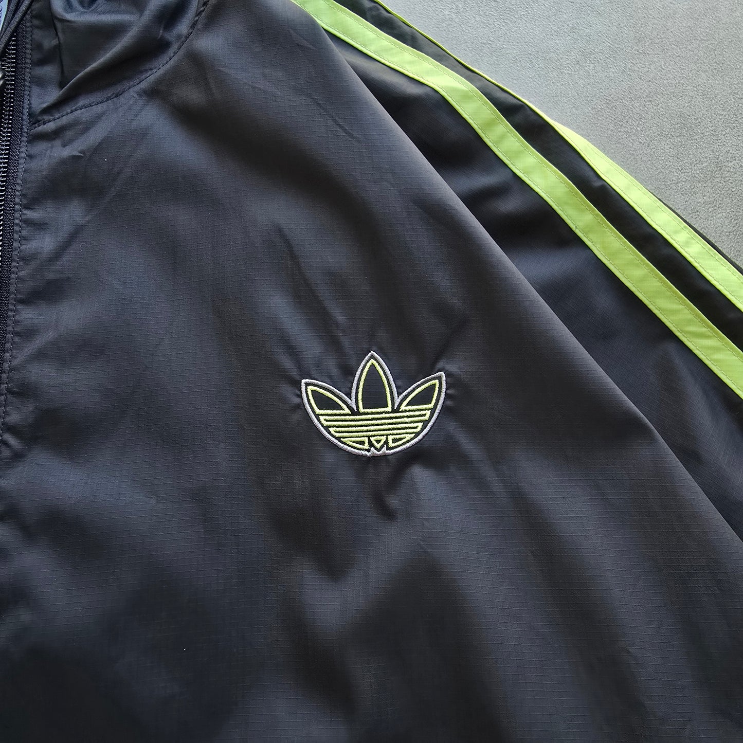 Adidas Trefoil Windbreaker Jacket - L